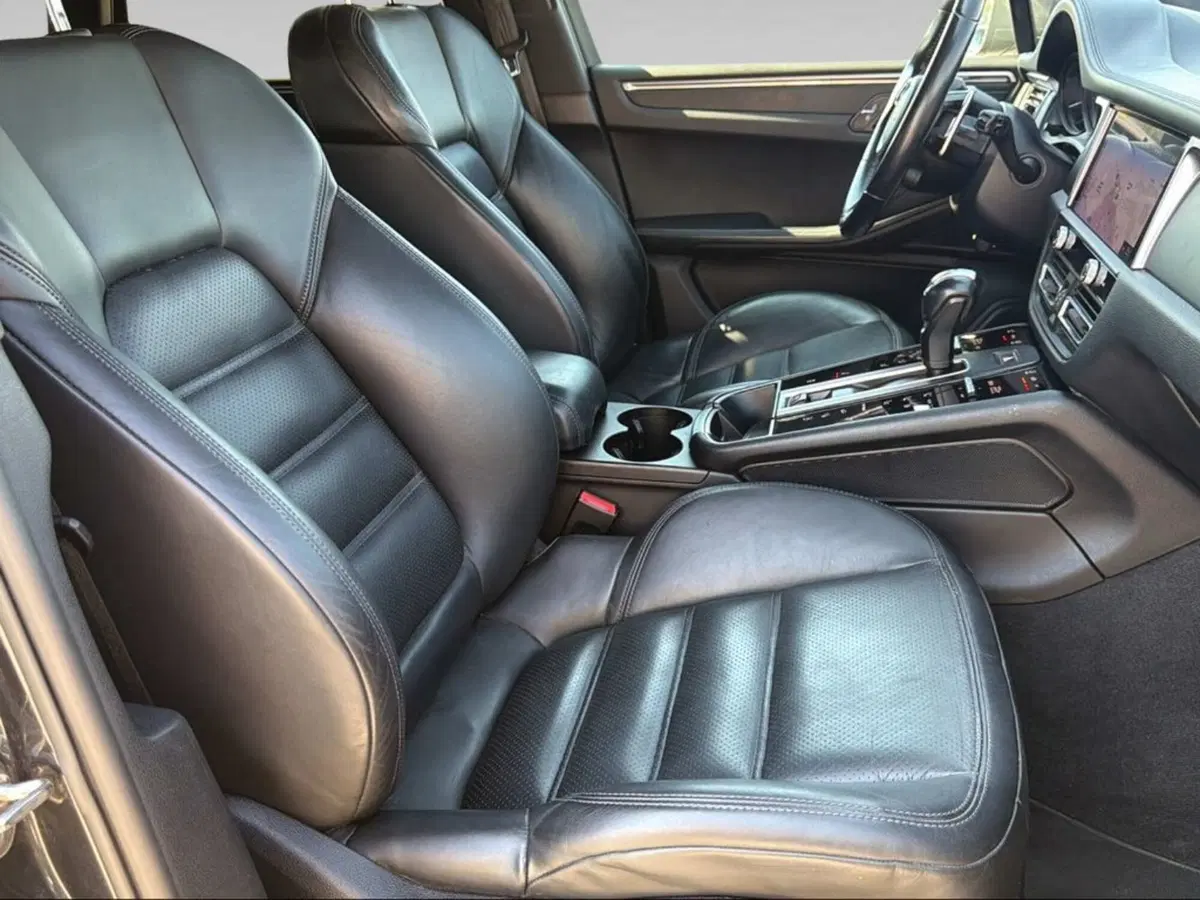 Porsche Macan usata a Pisa (13)