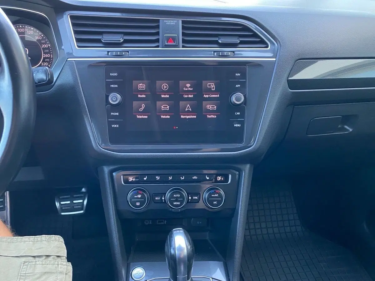 Volkswagen Tiguan usata a Bologna (13)