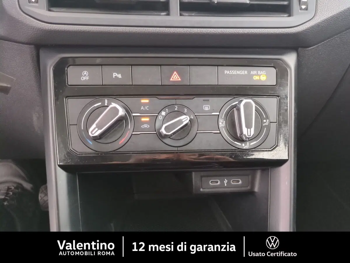 Volkswagen T-Cross usata a Roma (17)