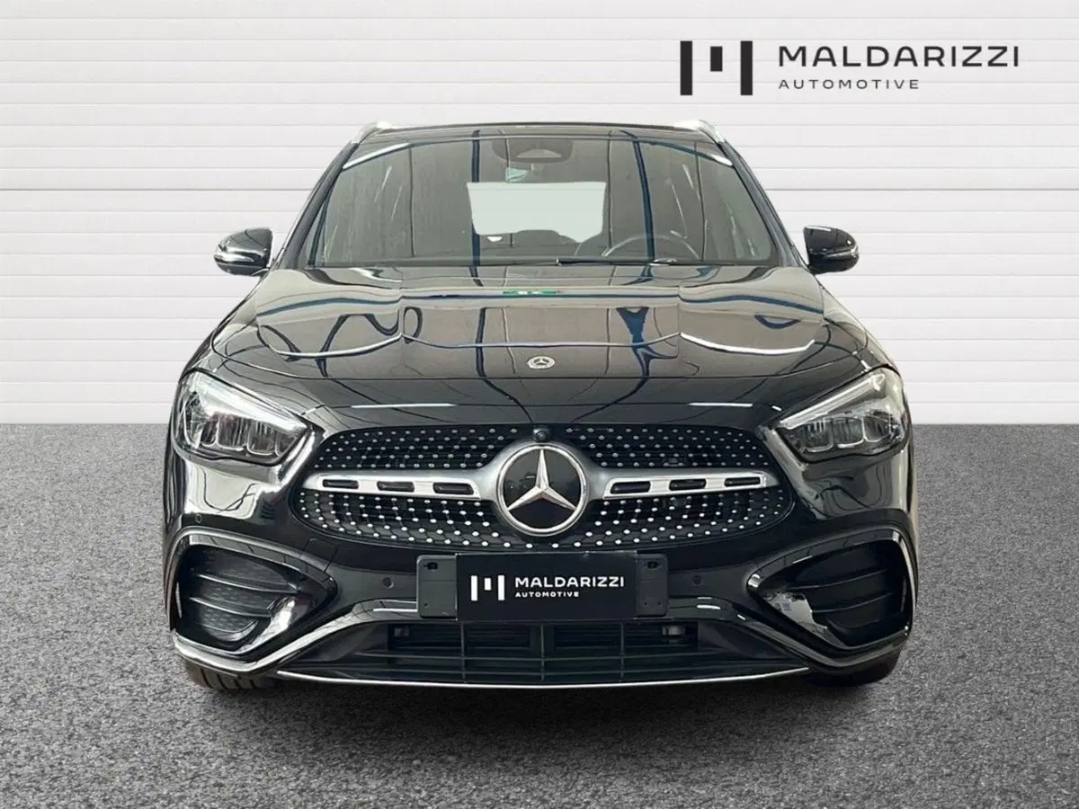 Mercedes-Benz GLA SUV usata a Taranto (2)