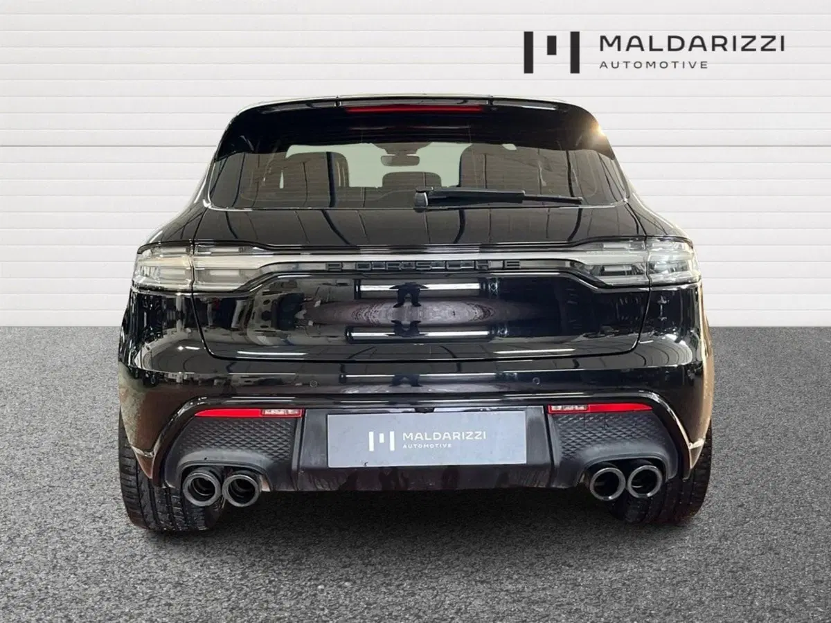 Porsche Macan usata a Bari (3)