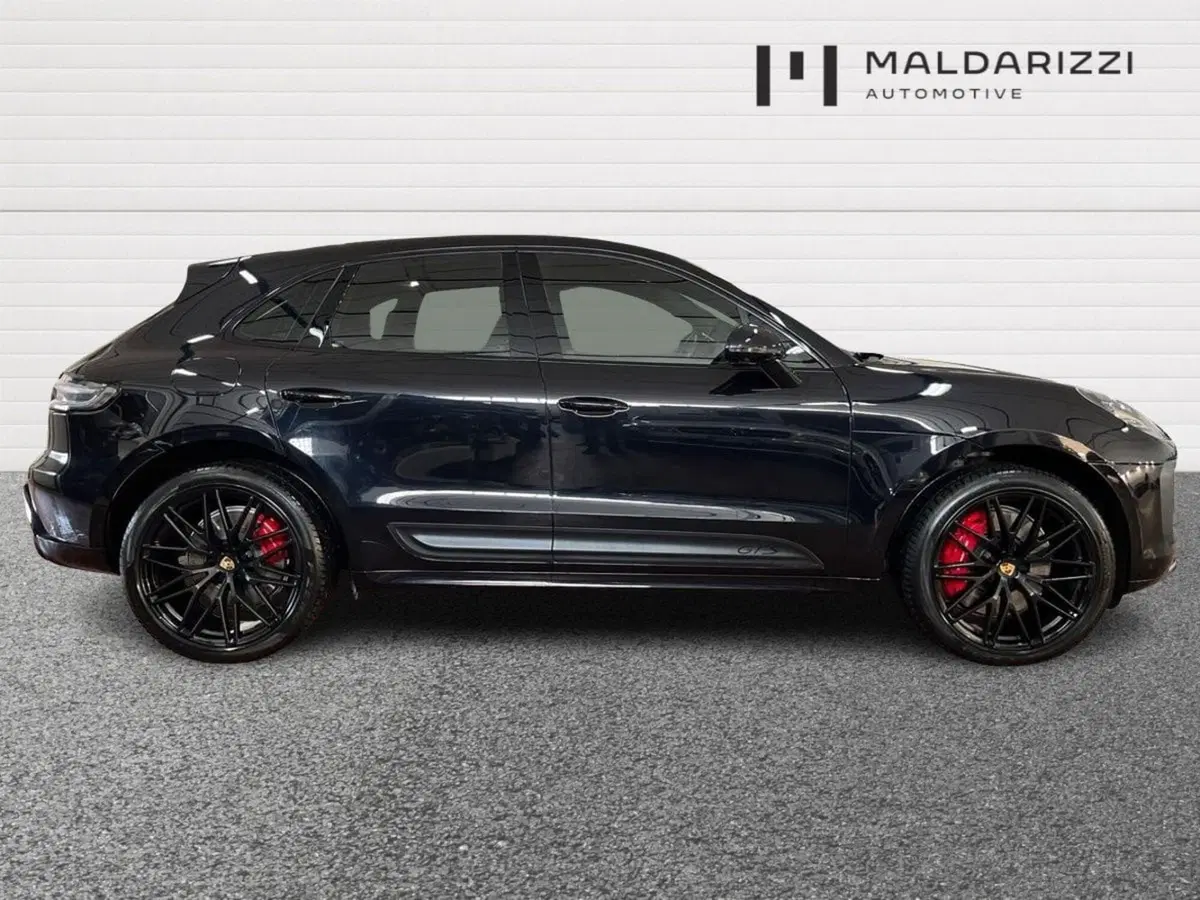 Porsche Macan usata a Bari (5)