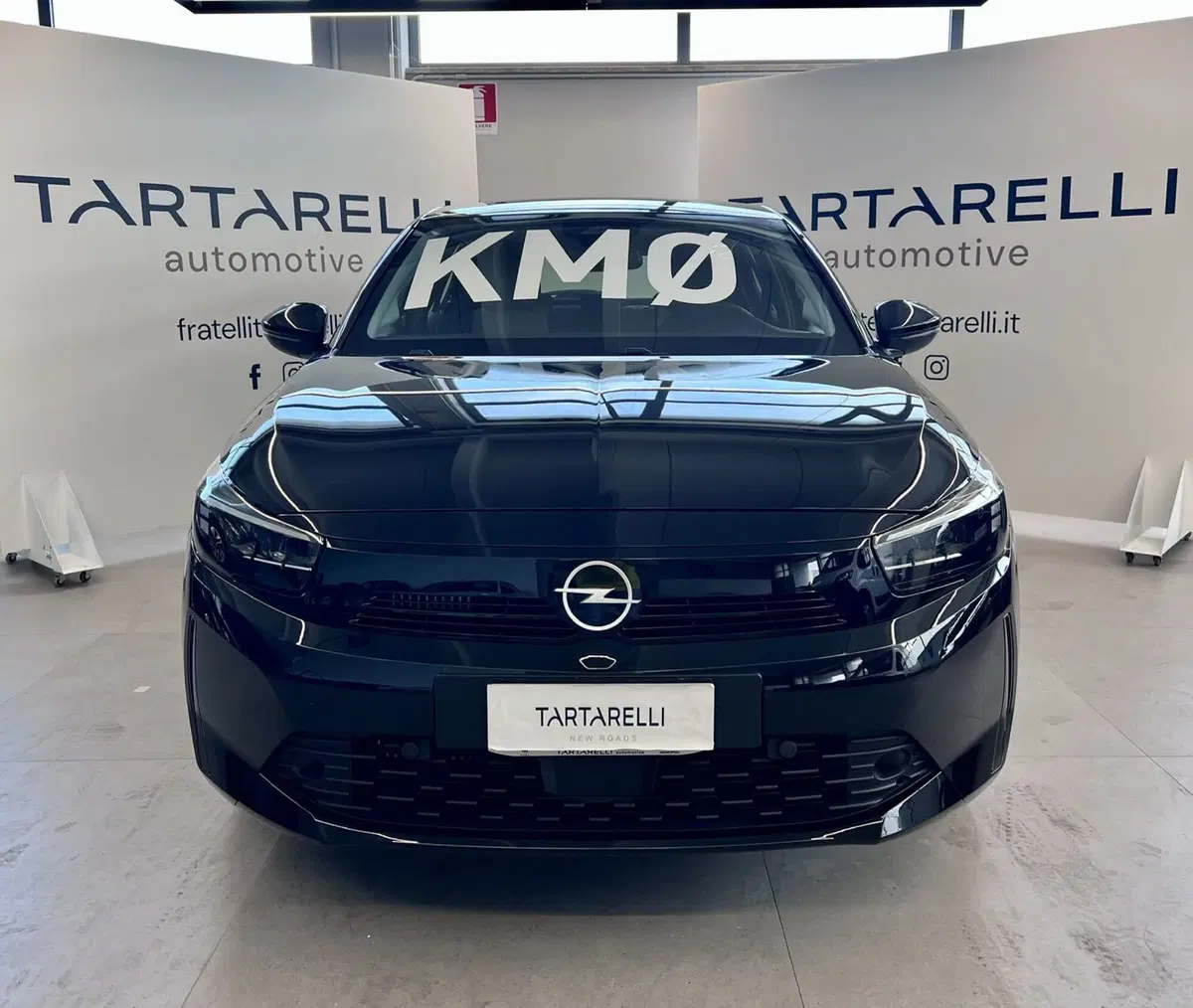 Opel Corsa nuova a Bari (2)