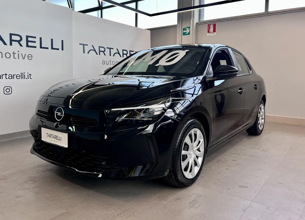 Opel Corsa nuova a Bari (3)
