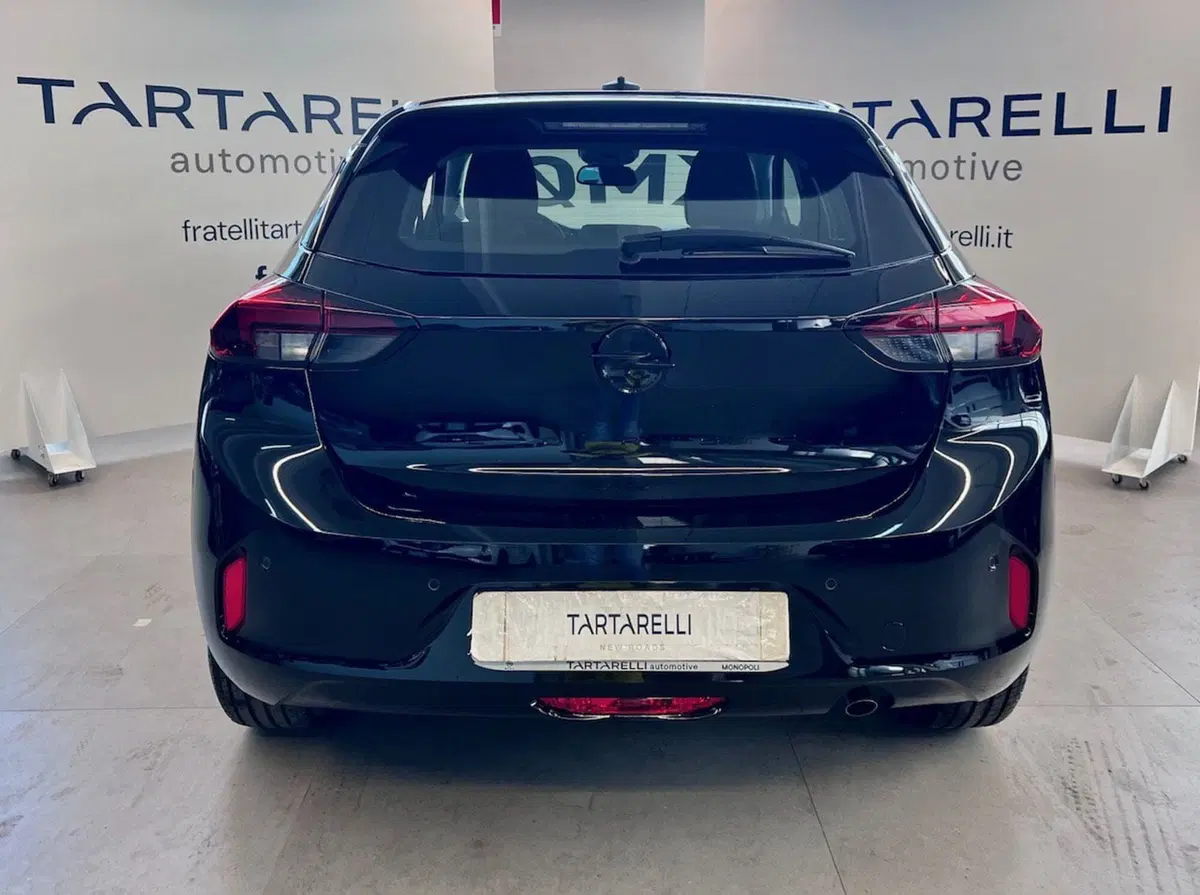Opel Corsa nuova a Bari (5)