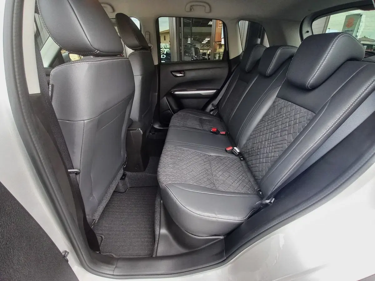 Suzuki Vitara nuova a Milano (7)