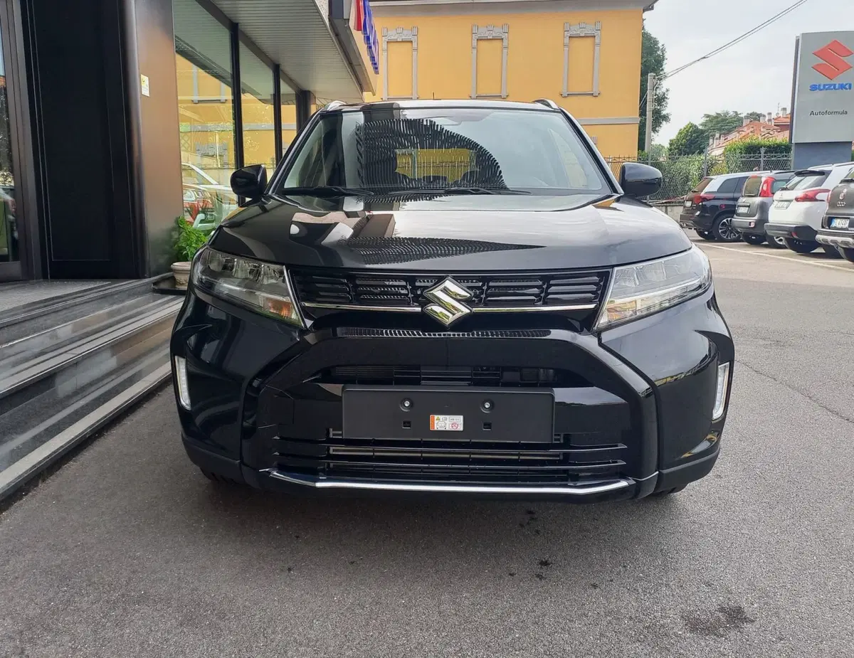 Suzuki Vitara nuova a Milano (2)