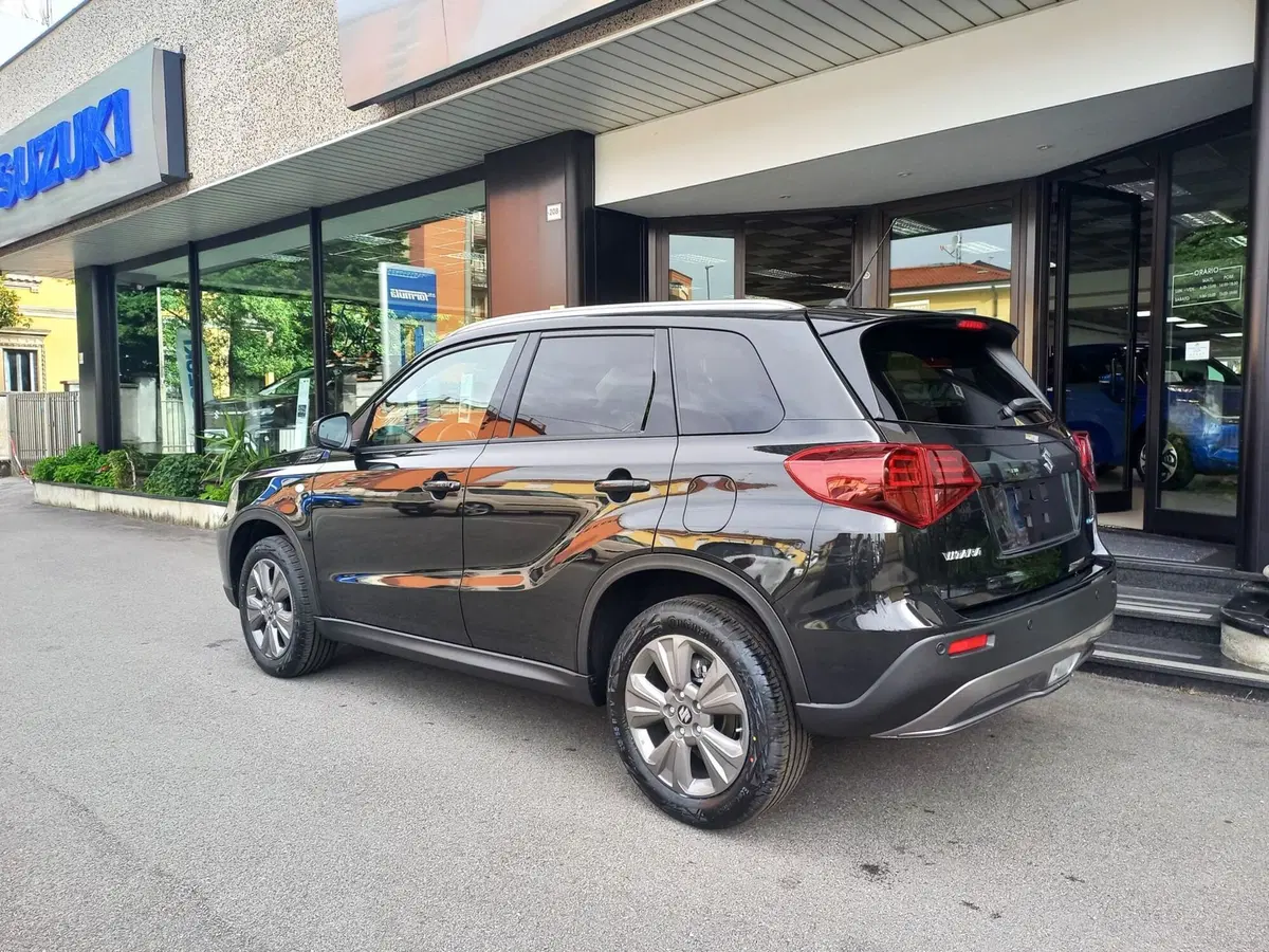 Suzuki Vitara nuova a Milano (4)