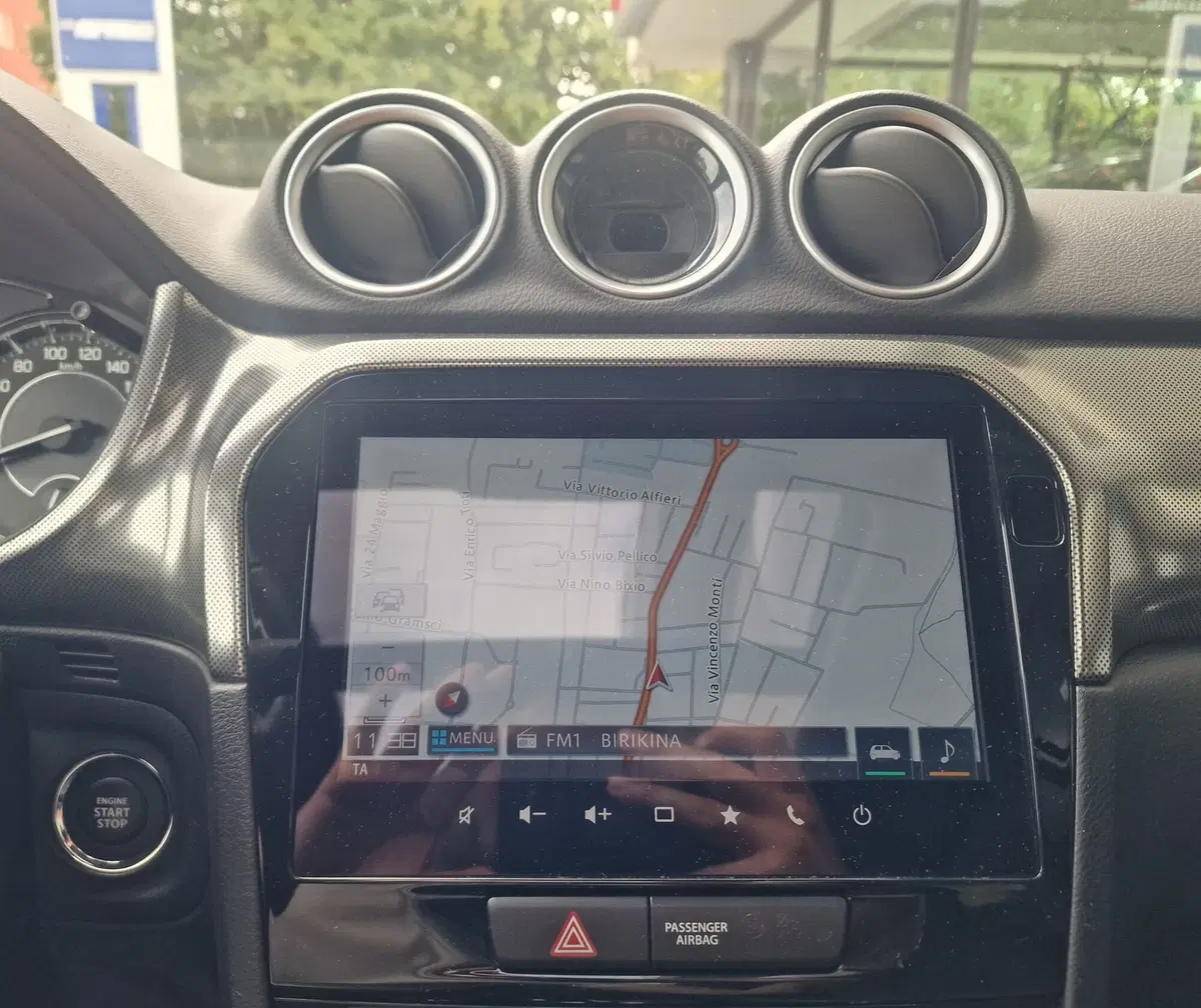 Suzuki Vitara usata a Milano (11)
