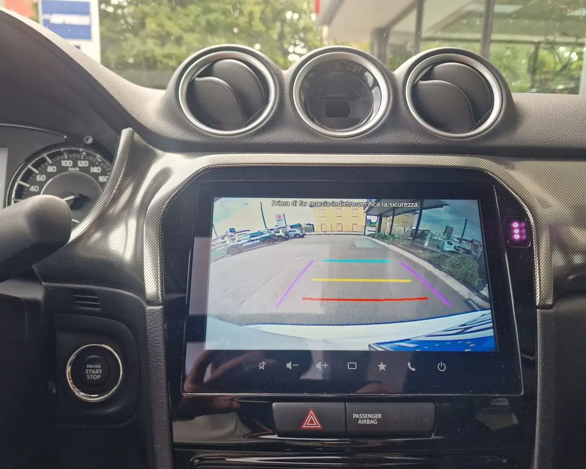 Suzuki Vitara usata a Milano (12)