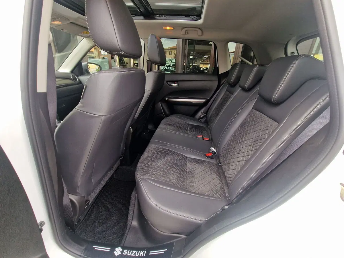Suzuki Vitara usata a Milano (7)