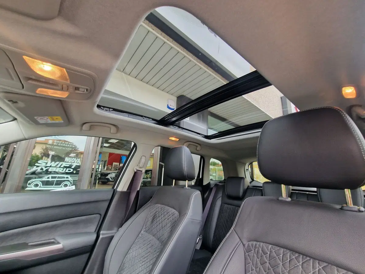 Suzuki Vitara usata a Milano (9)