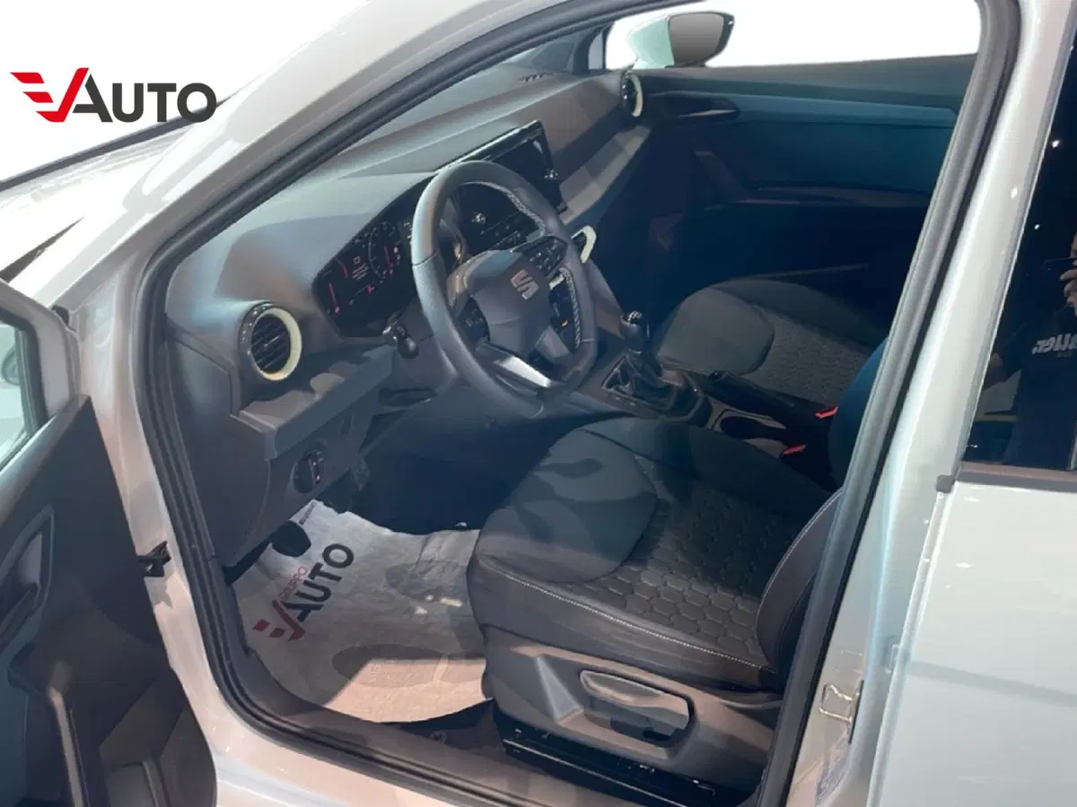 SEAT Arona nuova a Vercelli (11)