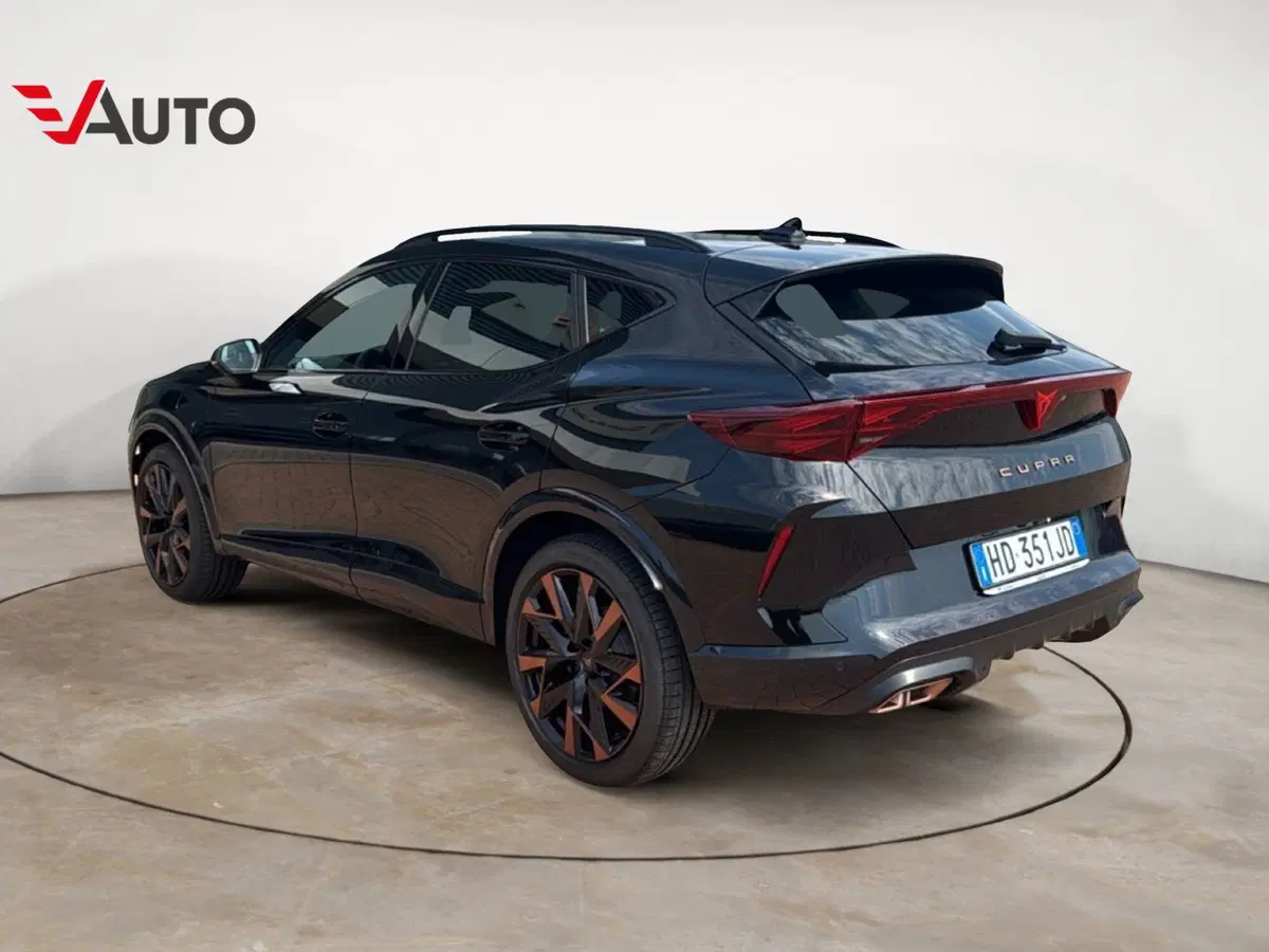 Cupra Formentor nuova a Vercelli (4)
