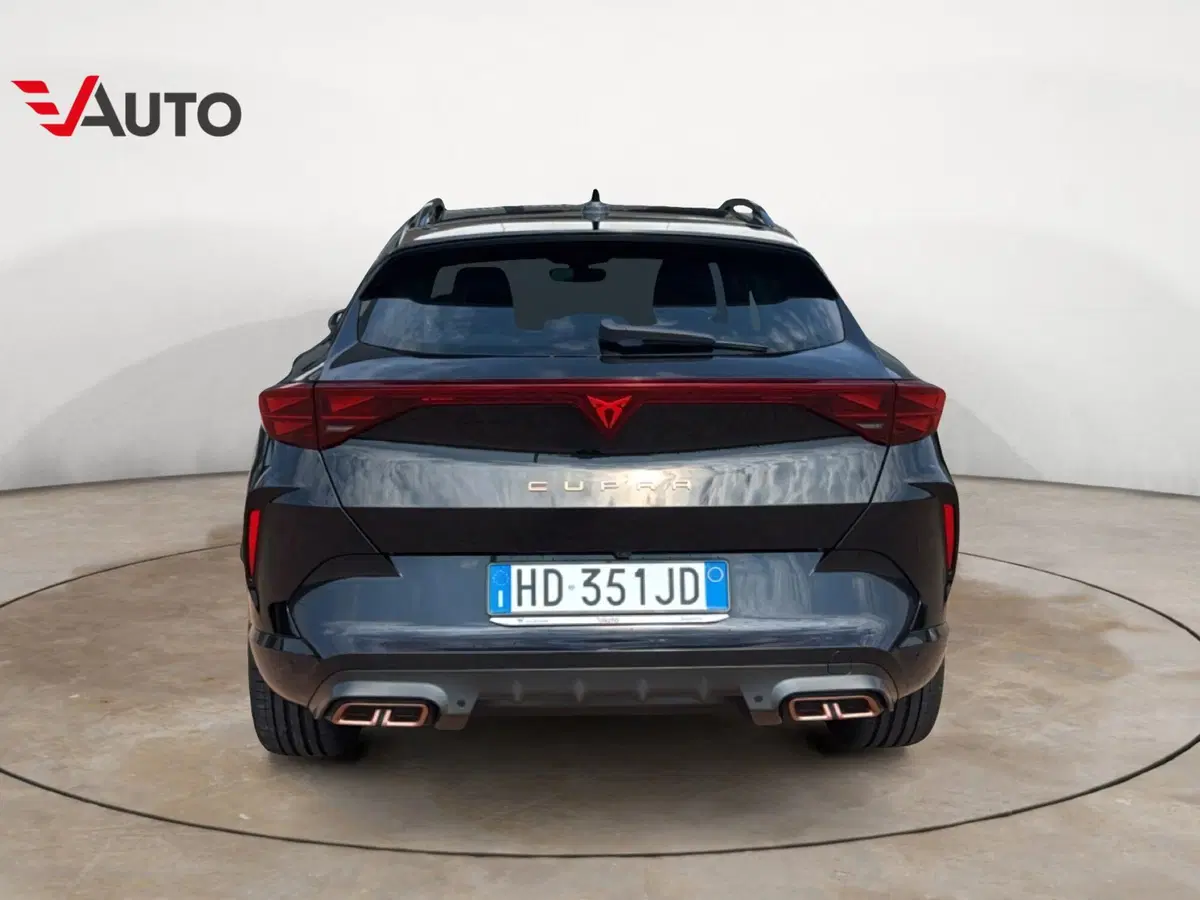 Cupra Formentor nuova a Vercelli (5)
