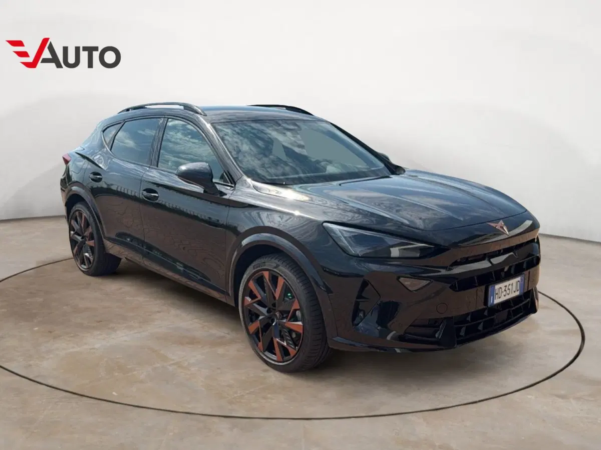 Cupra Formentor nuova a Vercelli (8)