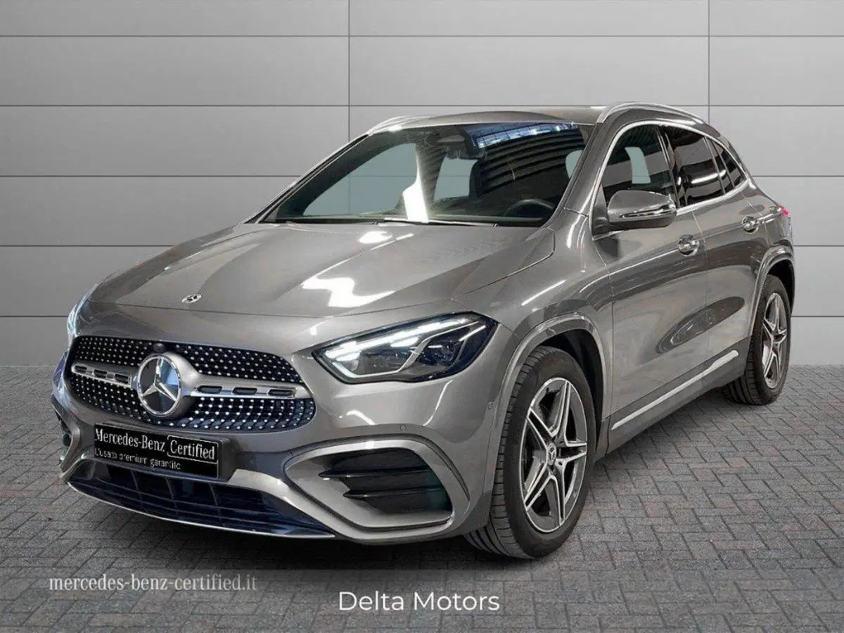 Mercedes-Benz GLA SUV usata a Rimini