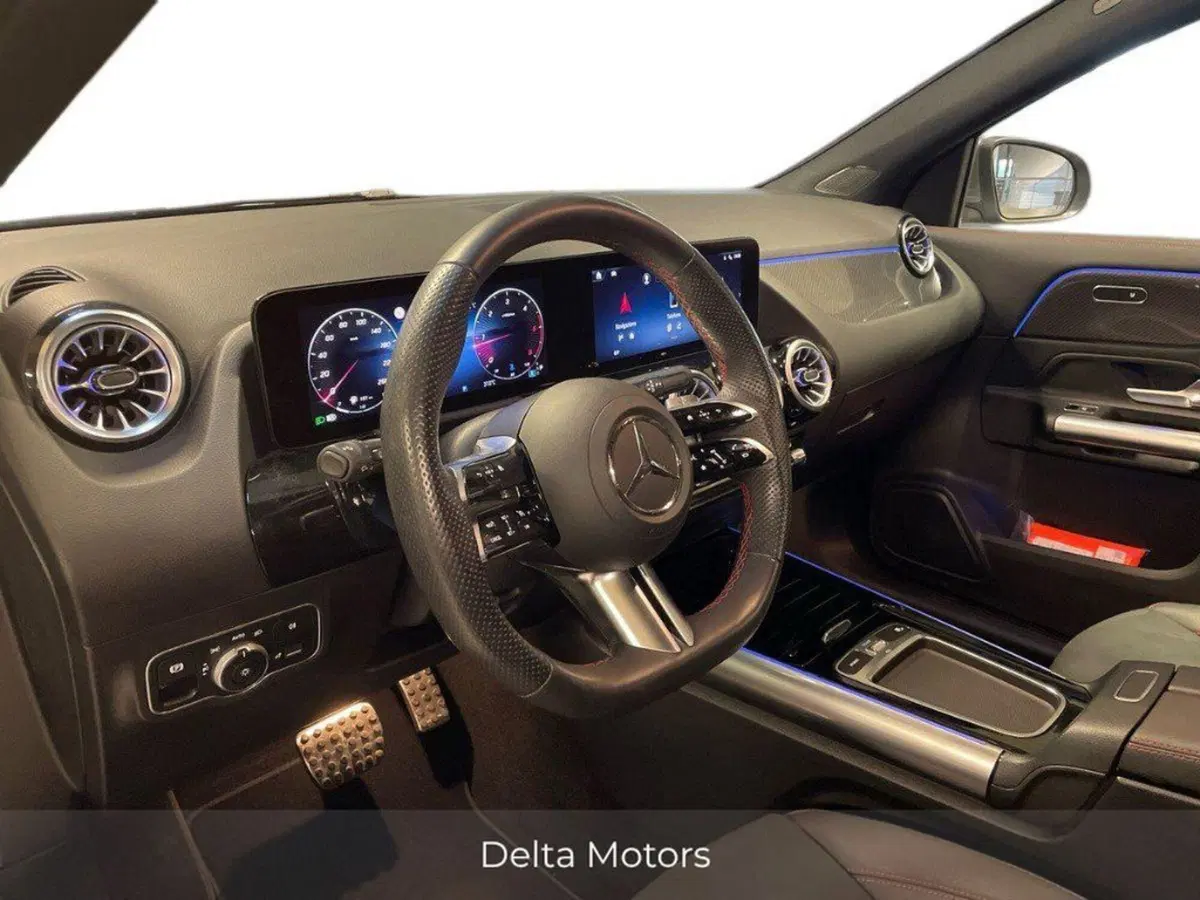 Mercedes-Benz GLA SUV usata a Rimini (16)