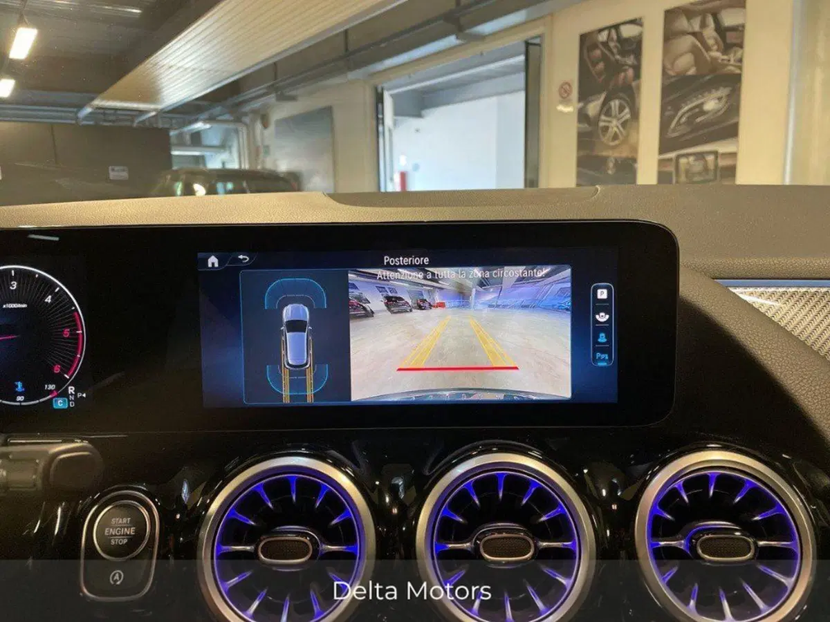 Mercedes-Benz GLA SUV usata a Rimini (18)