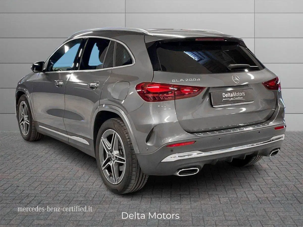 Mercedes-Benz GLA SUV usata a Rimini (3)