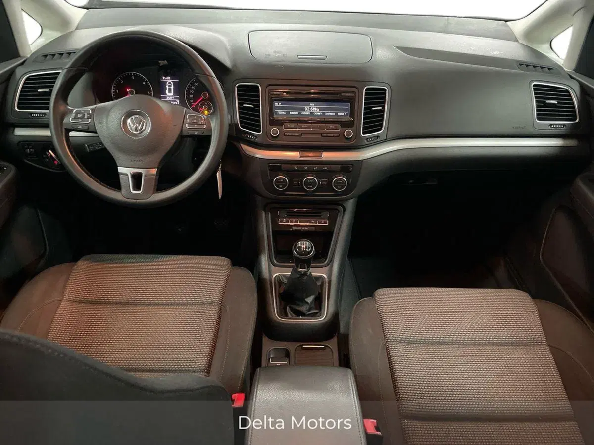 Volkswagen Sharan usata a Macerata (10)