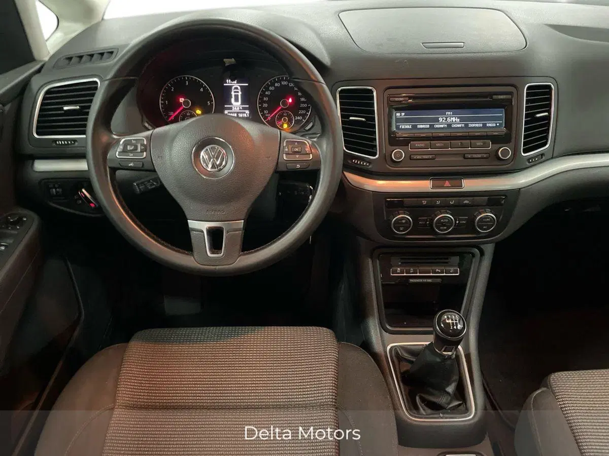 Volkswagen Sharan usata a Macerata (11)