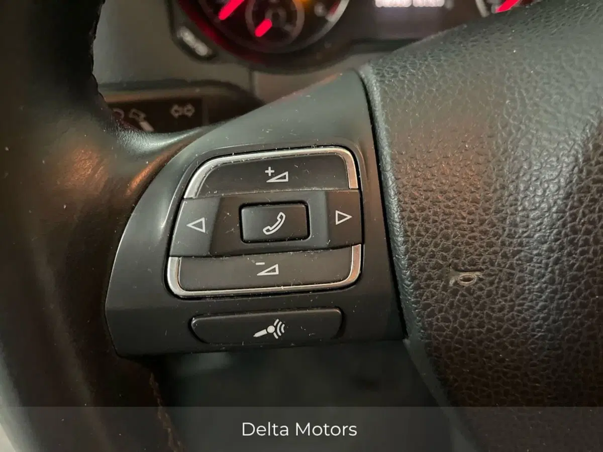 Volkswagen Sharan usata a Macerata (20)