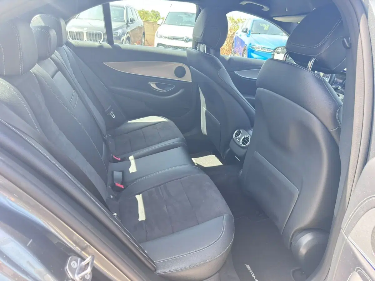 Mercedes-Benz Classe E usata a Messina (8)