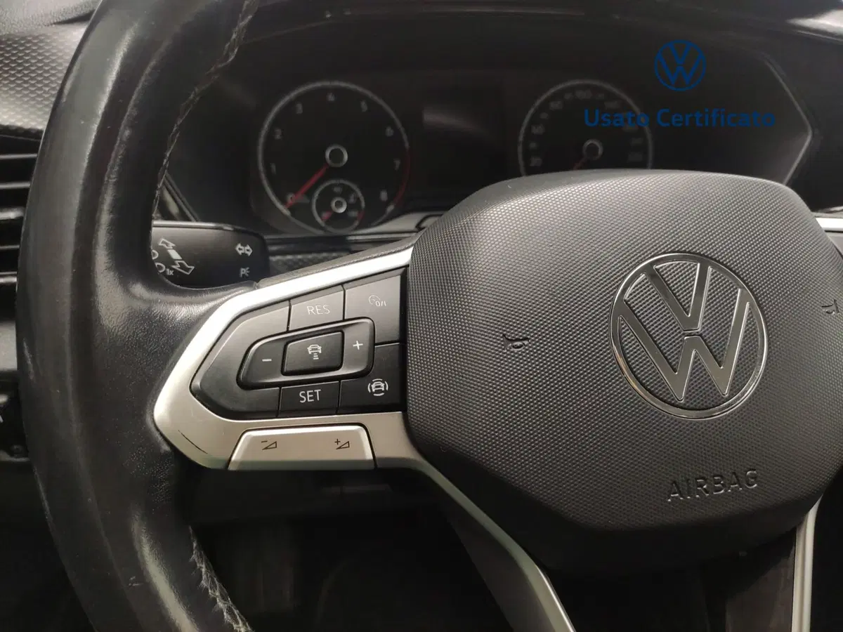Volkswagen T-Cross usata a Avellino (18)