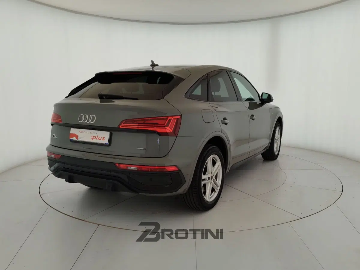 Audi Q4 Sportback usata a Massa-Carrara (3)