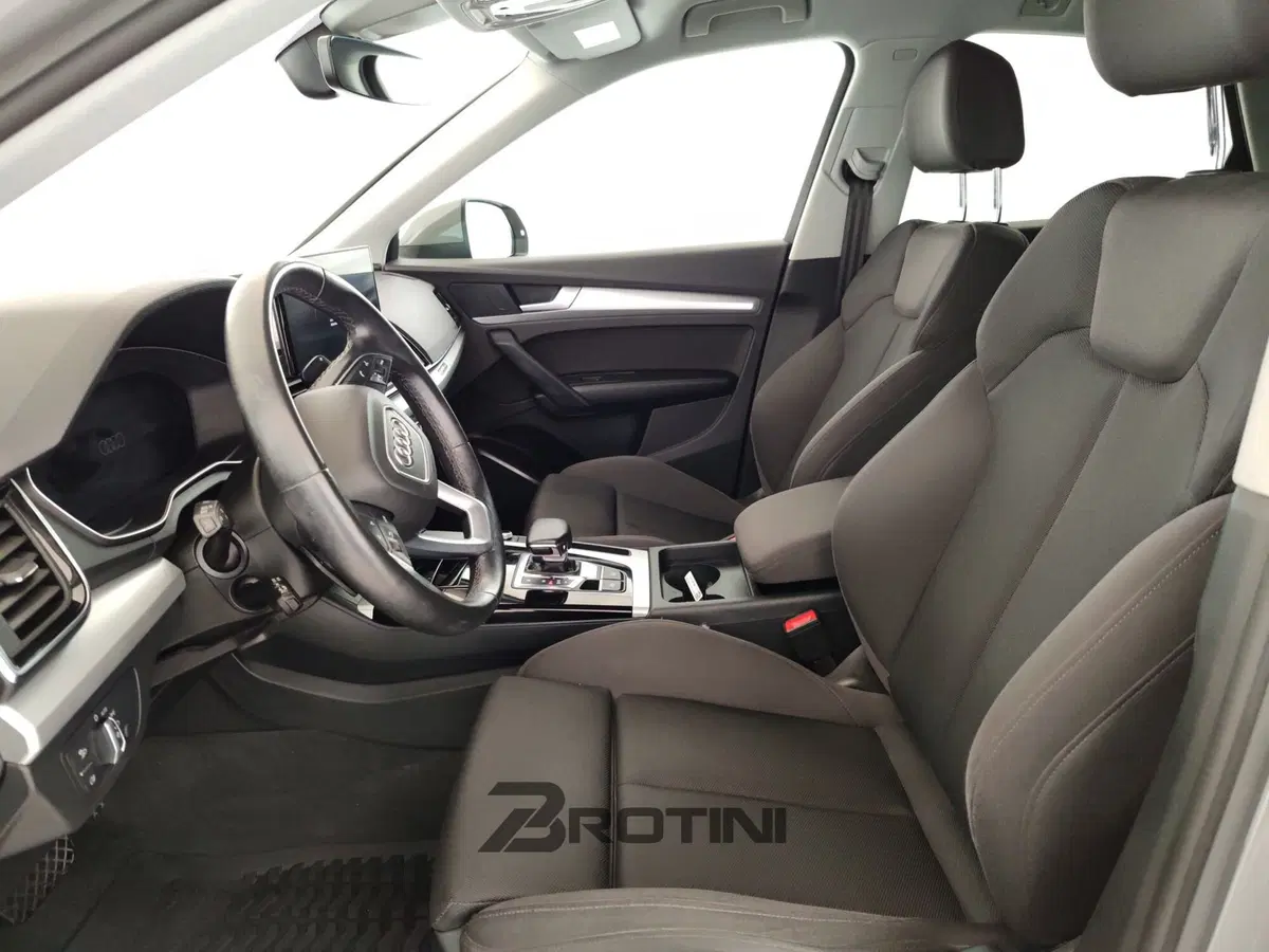 Audi Q4 Sportback usata a Massa-Carrara (7)