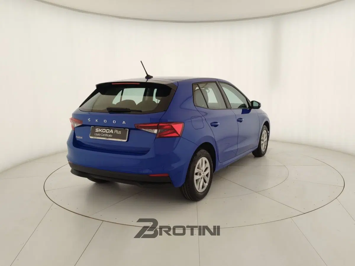 Skoda Fabia usata a Massa-Carrara (3)