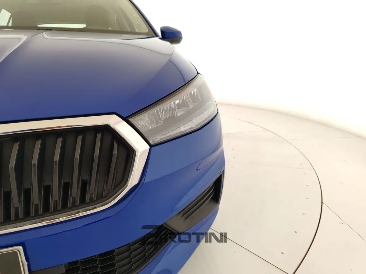 Skoda Fabia usata a Massa-Carrara (5)