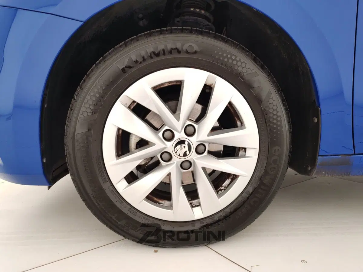 Skoda Fabia usata a Massa-Carrara (6)