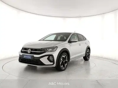 Volkswagen Taigo 1.0 tsi R-Line 115cv del 2025 usata a Torre Annunziata