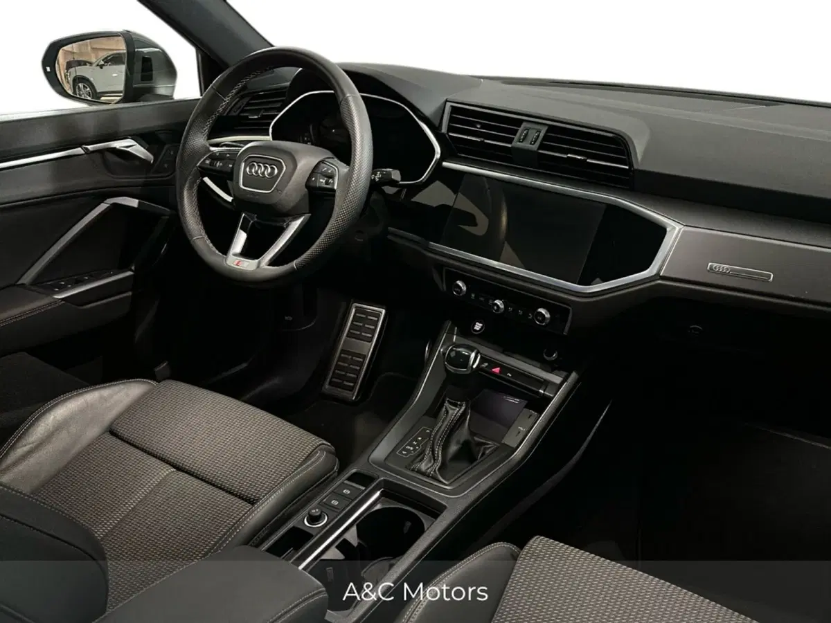 Audi Q3 Sportback usata a Caserta (9)