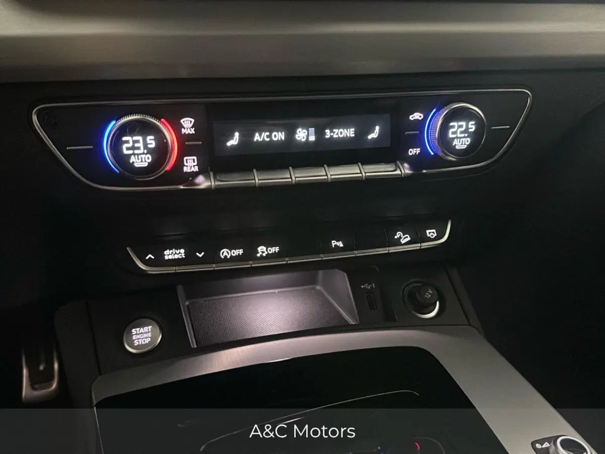 Audi Q5 Sportback usata a Caserta (16)