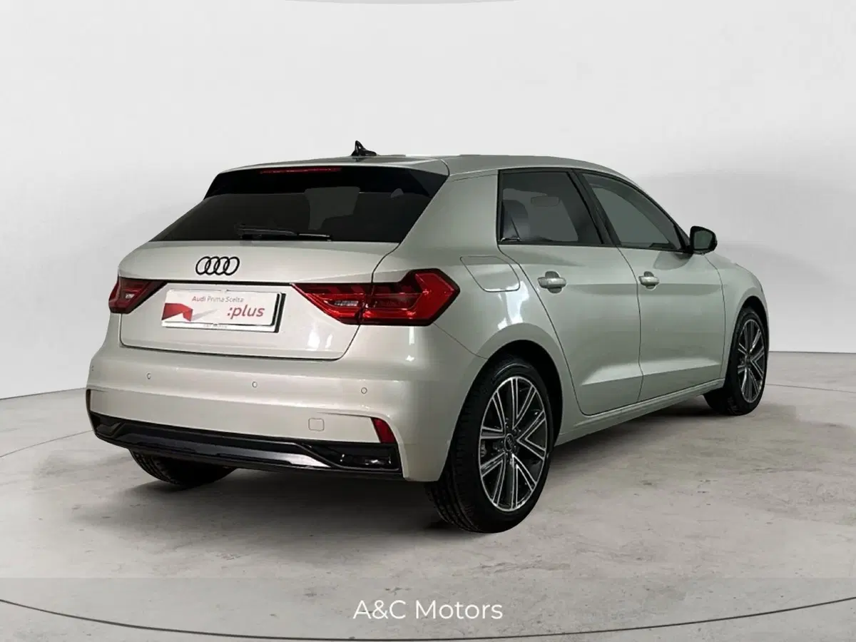 Audi A1 Sportback usata a Napoli (4)