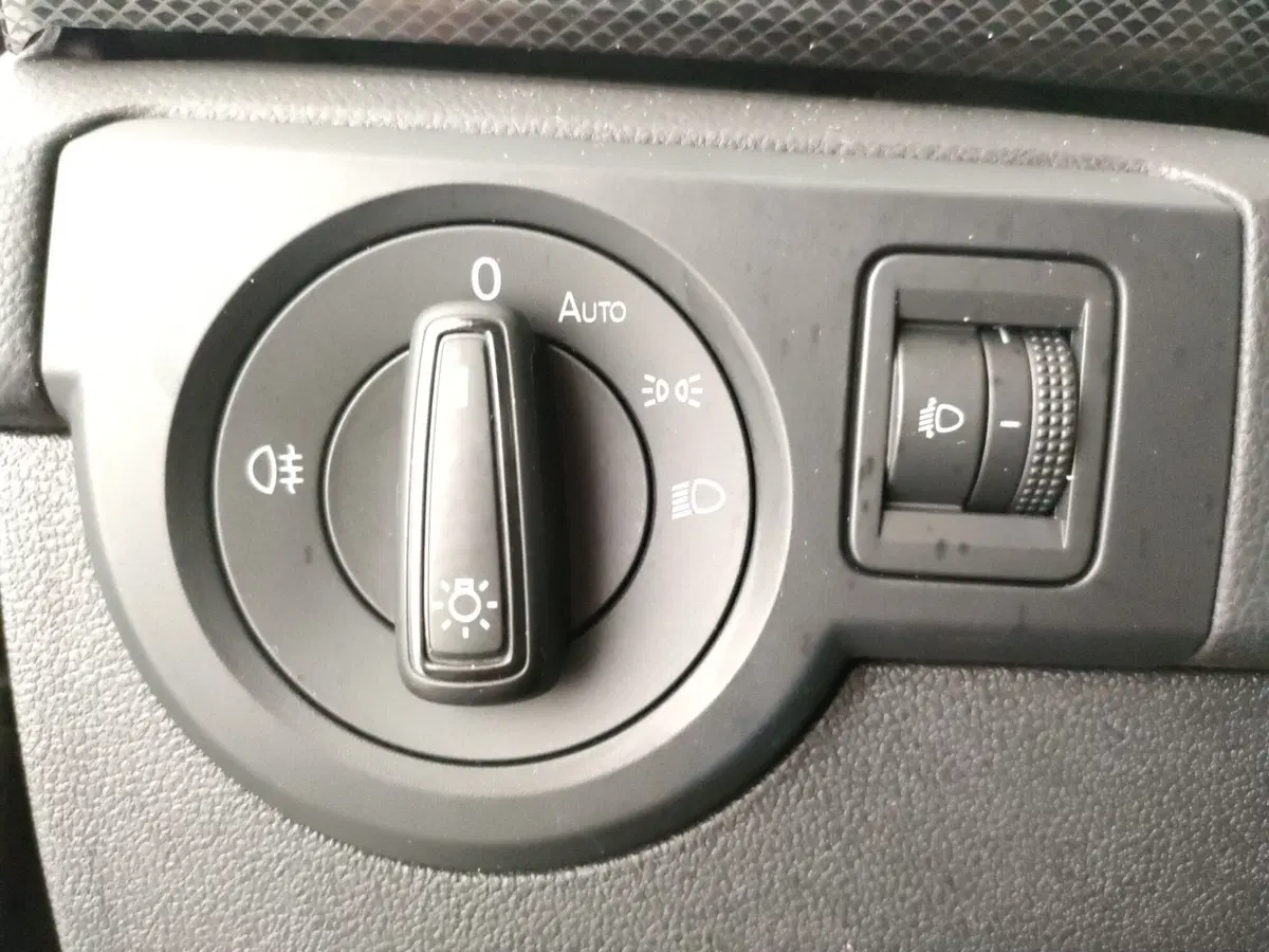 Volkswagen T-Cross usata a Napoli (16)