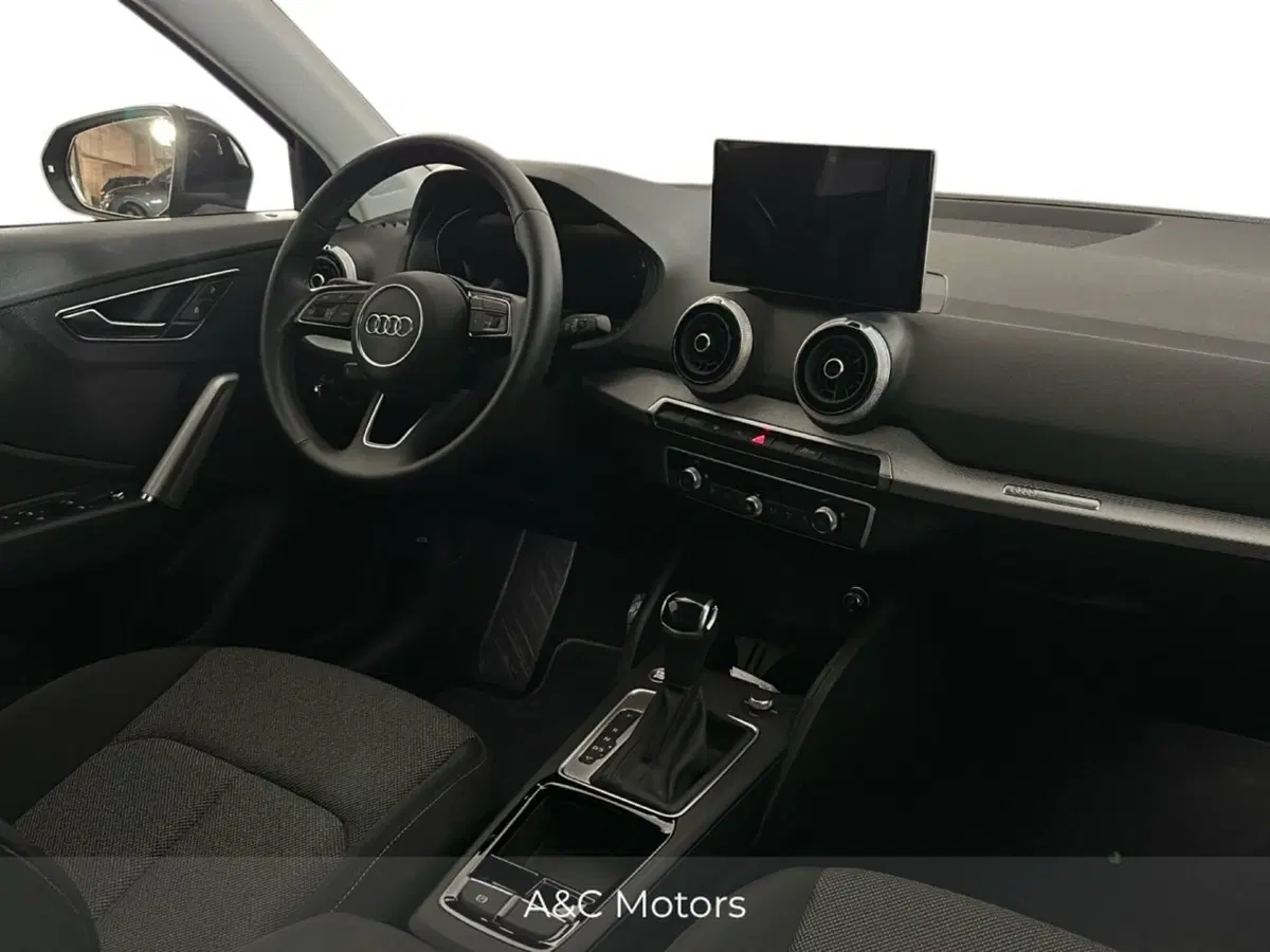 Audi Q2 usata a Caserta (10)