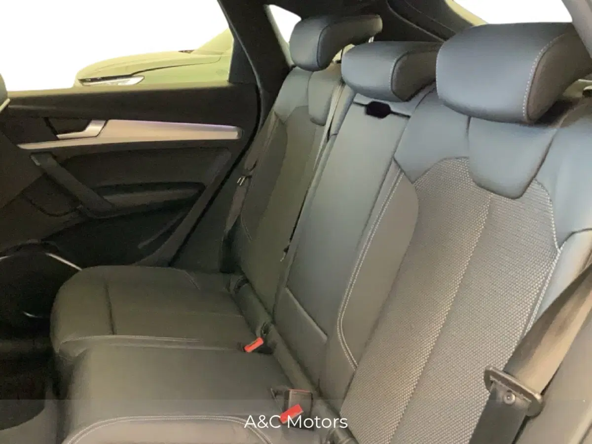 Audi Q5 Sportback usata a Caserta (8)