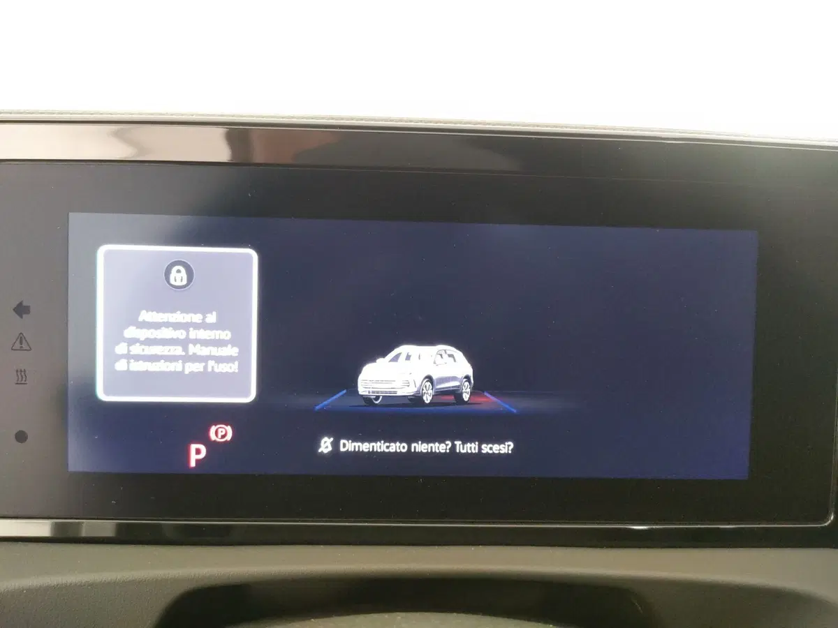Volkswagen Tiguan usata a Napoli (17)