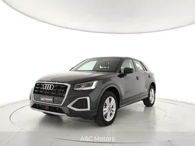 Audi Q2 35 2.0 tdi Business Advanced s-tronic del 2025 usata a Casagiove