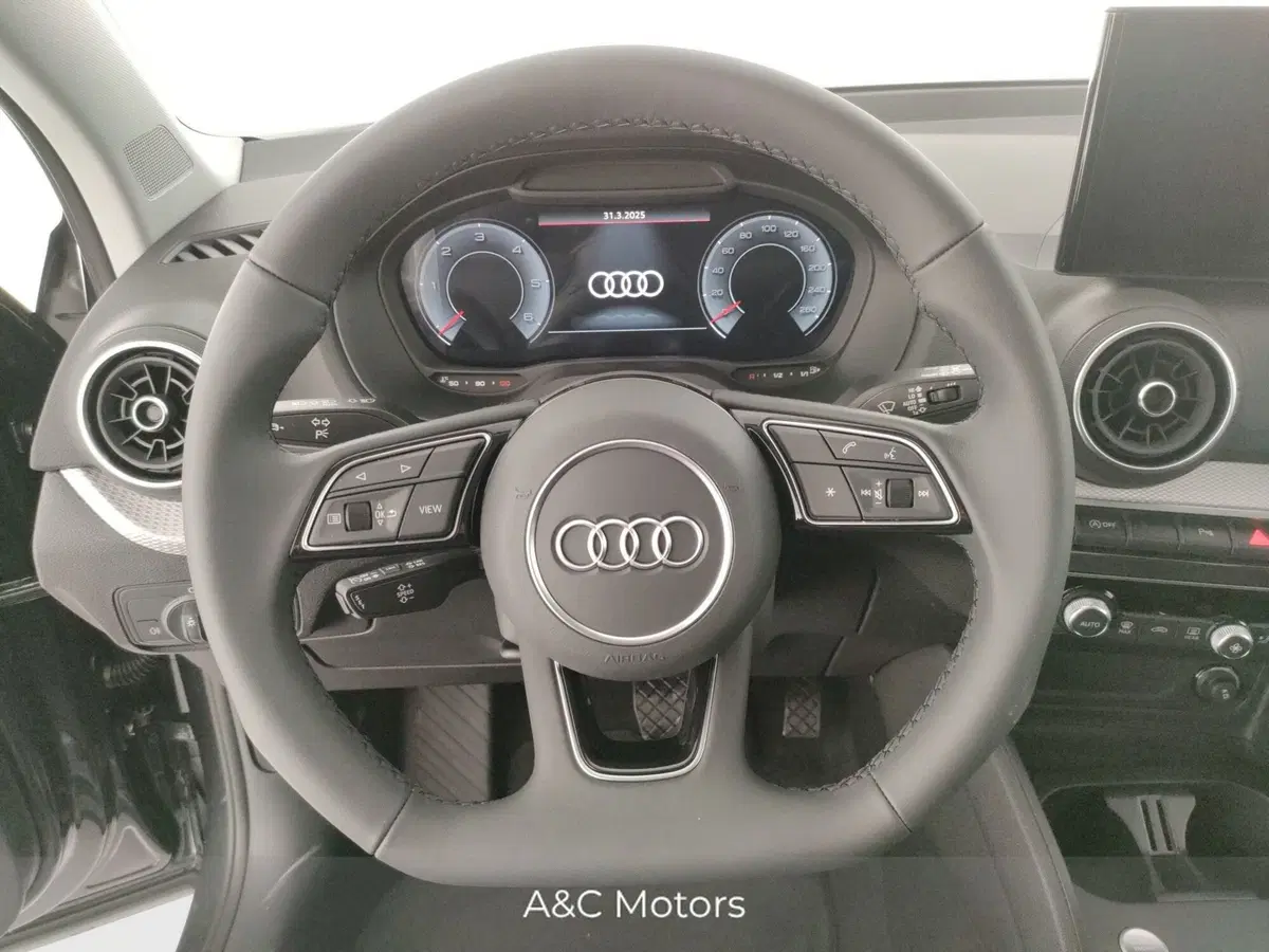 Audi Q2 usata a Caserta (11)