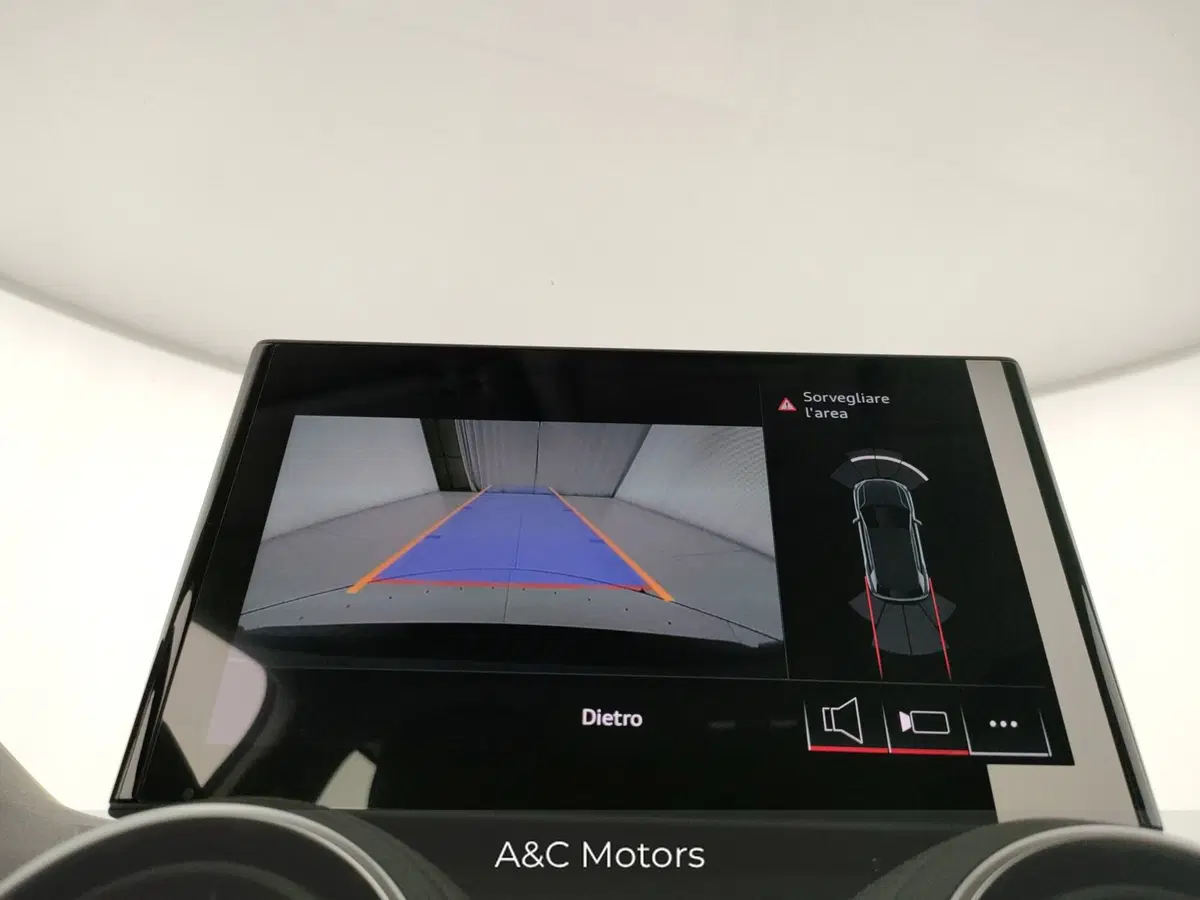 Audi Q2 usata a Caserta (14)