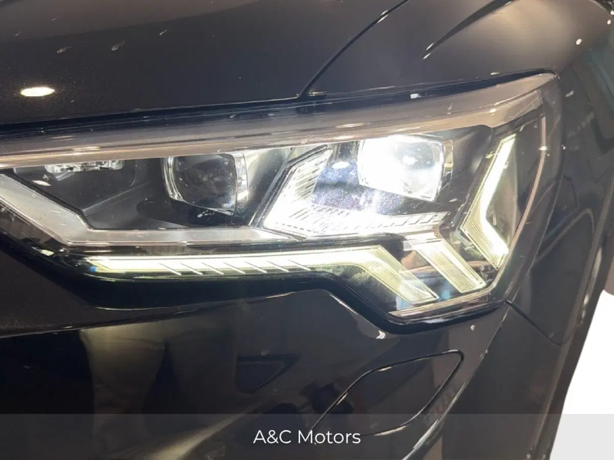 Audi Q3 Sportback usata a Napoli (19)