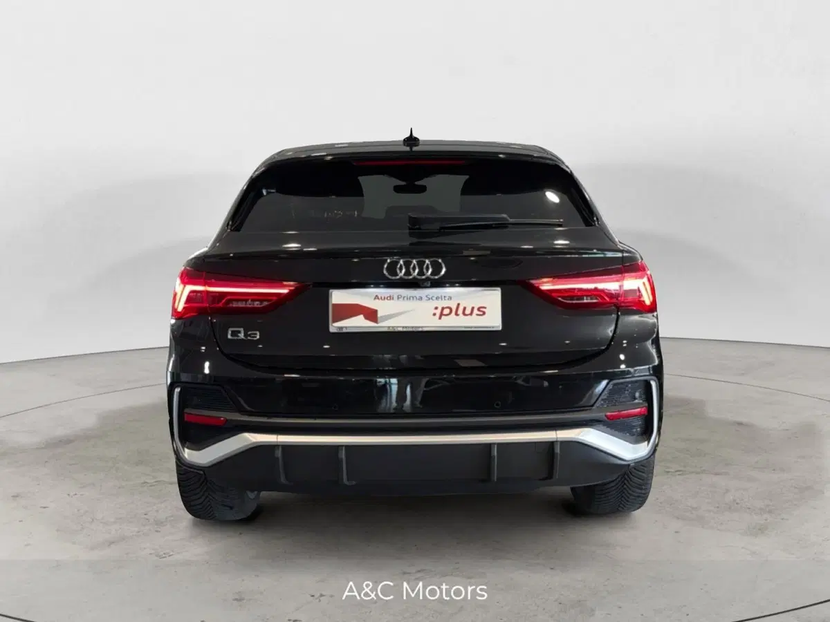 Audi Q3 Sportback usata a Napoli (5)