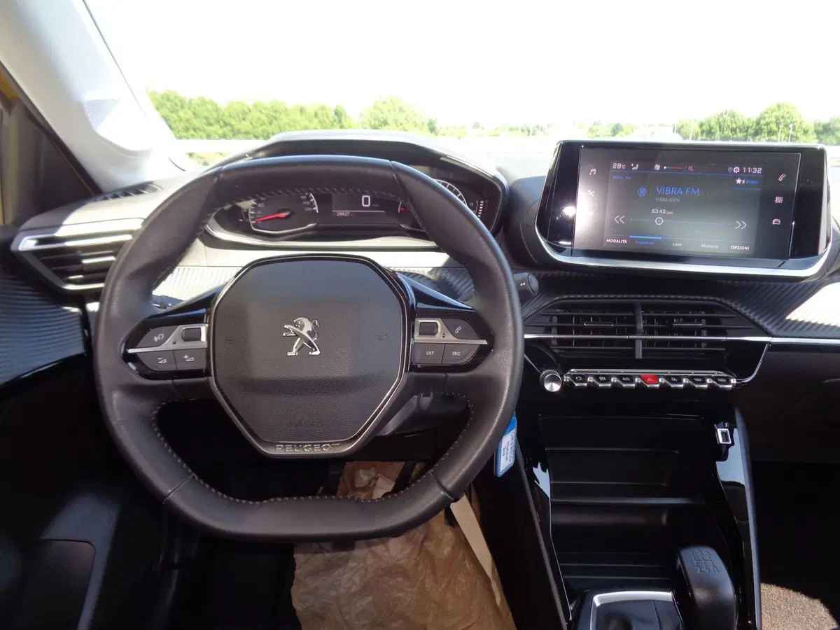 Peugeot 208 usata a Treviso (12)
