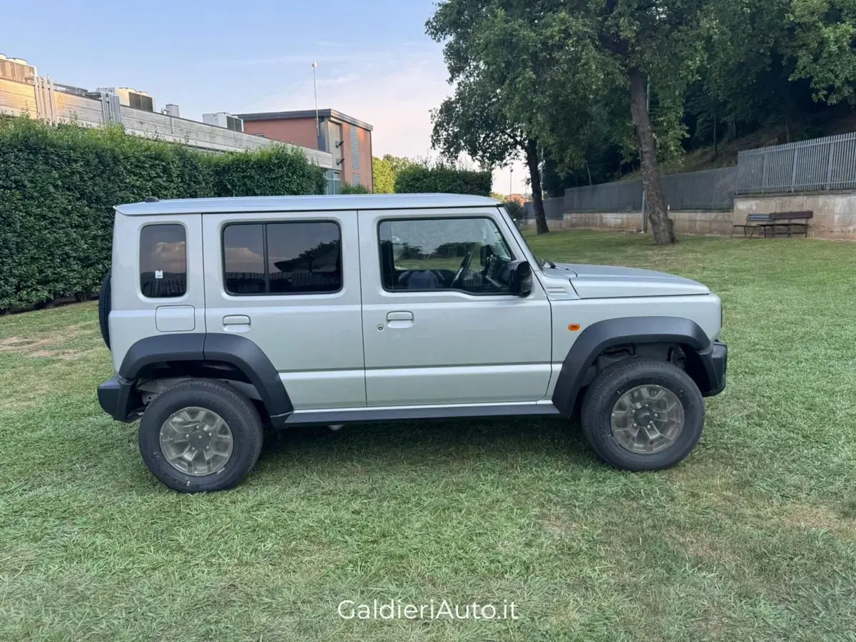 Suzuki Jimny nuova a Salerno (13)