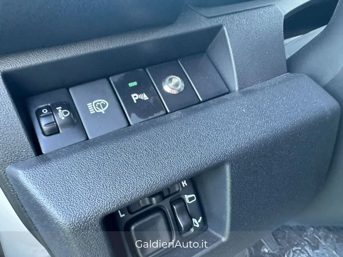 Suzuki Jimny nuova a Salerno (17)